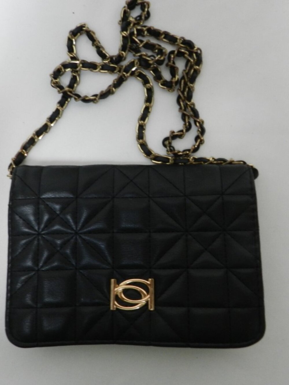 Bebe Kamala Quilted faux leather Crossbody Shoulder Bag purse  small black